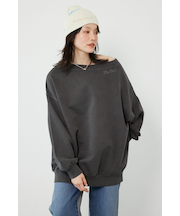 オフショルダースウェットトップス