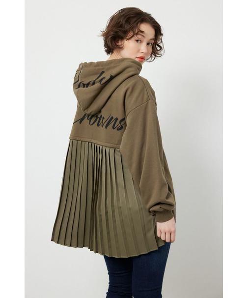 バックプリーツロゴパーカー