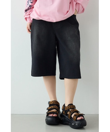 WIDE BERMUDA SHORTS