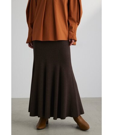 ナローニットスカート