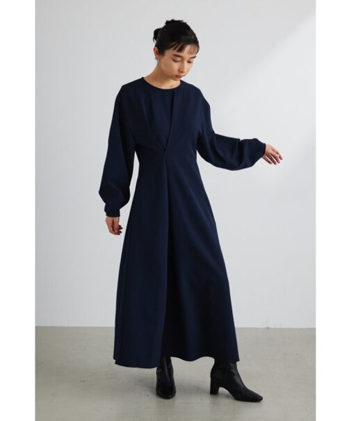 アシンメトリータックフレアワンピース