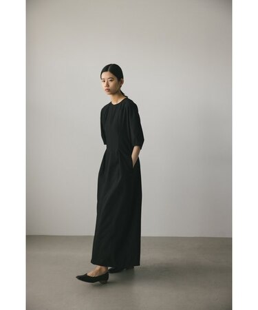 フォルムスリーブウエストタックワンピース