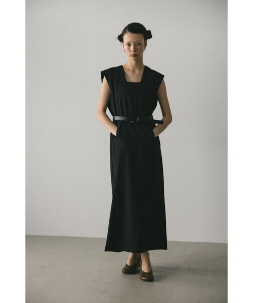 スクエアネックナローワンピース