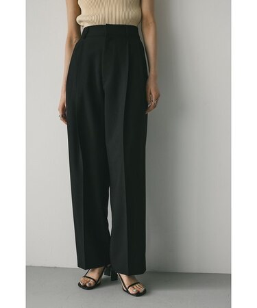 ベーシックツータックパンツ