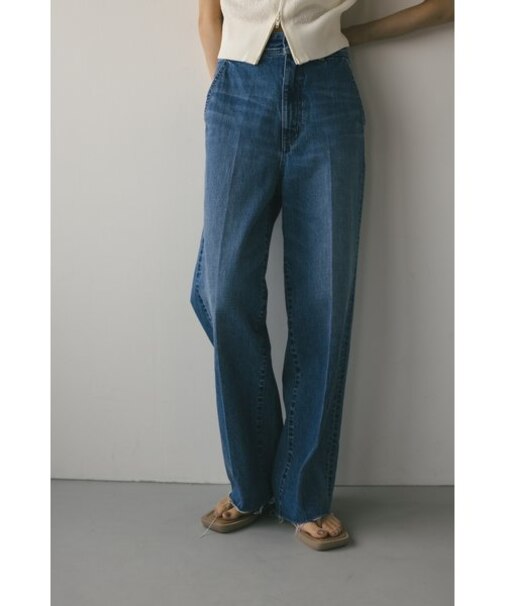 センタープレスストレートデニム