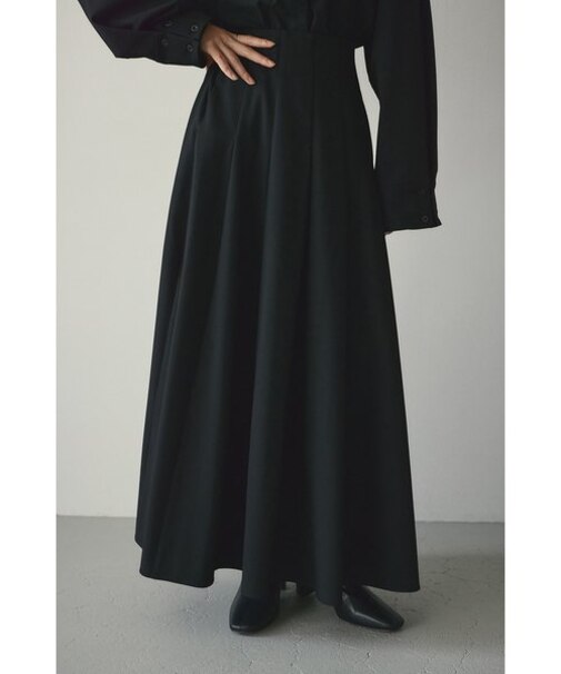 ボリュームフレアスカート