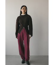 ハイウエストタックフォルムパンツ