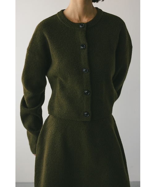 ボタンショートニットカーディガン