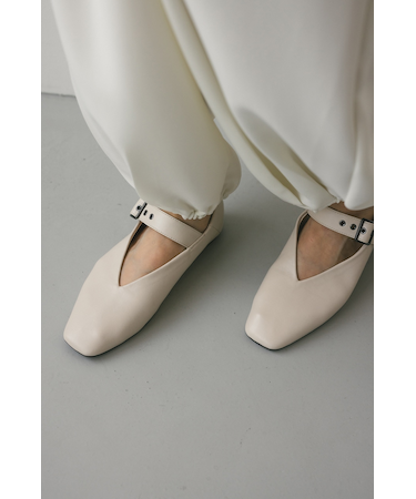 Vカッティングメリージェーン