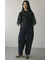 アウトドットフォルムパンツ