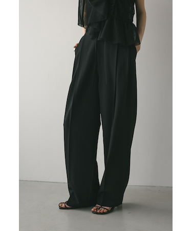 ベーシックツータックパンツ