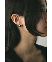 ボールピアス