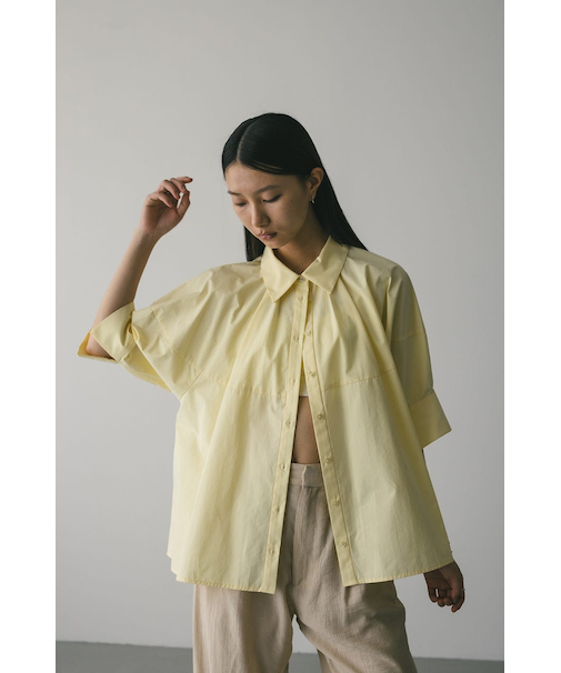 フォルムテントラインシャツ