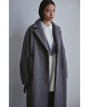 ブークレーベルトロングコート