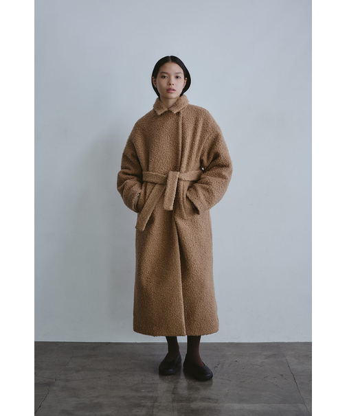 ブークレーベルトロングコート