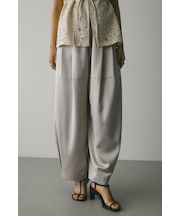 サテンワイドフォルムパンツ