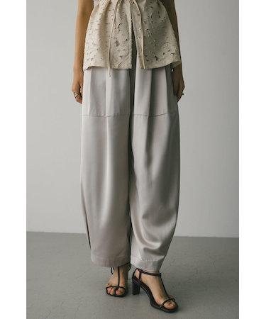 サテンワイドフォルムパンツ