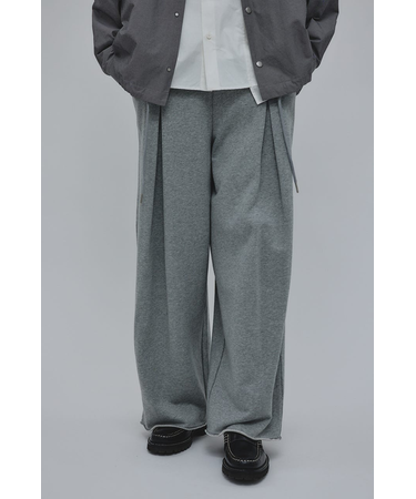 ワイドタックスウェットパンツ