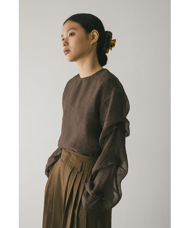 シアーレイヤードトップ