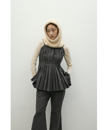 タッキングペプラムキャミ