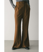 センタープレスフレアパンツ