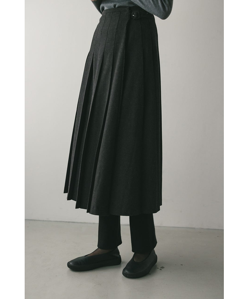 ボックスタックラップスカート