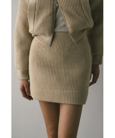 ニットパッファーミニスカート