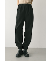 ヘムギャザーフォルムパンツ