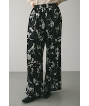 フラワープリントリラックスパンツ