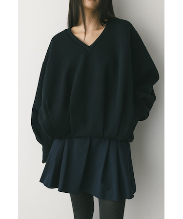 Vネックフォルムダンボールトップ