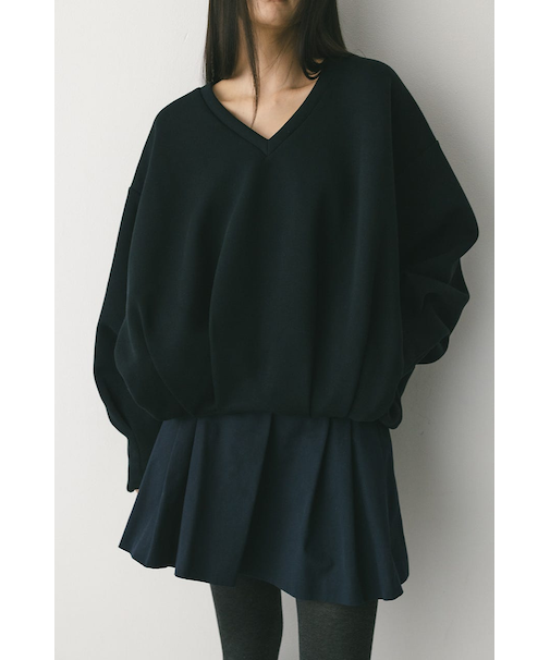 Vネックフォルムダンボールトップ