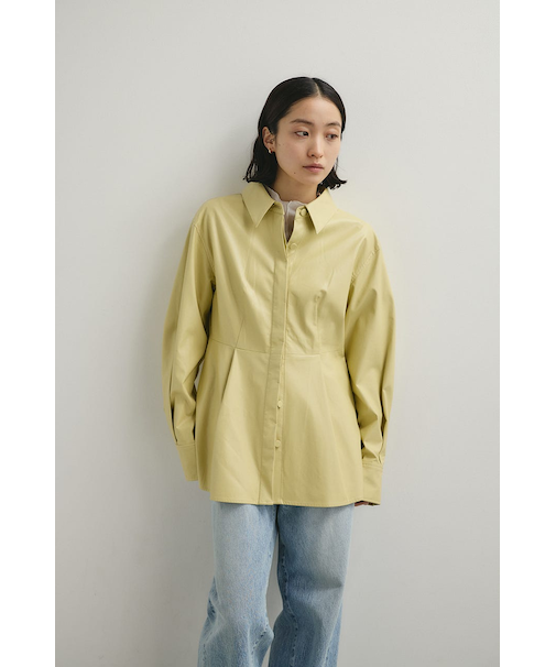 フェイクレザータックシャツ