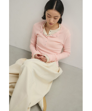 ヘンリーネックシアーニット