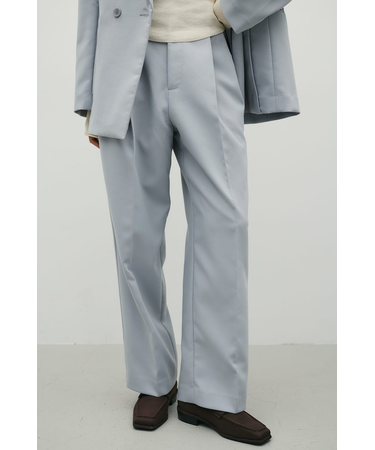 ストレートタックパンツ