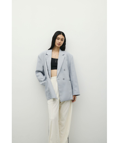 シームデザインテーラードジャケット