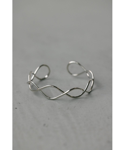 インフィニティバングル