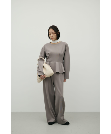 ペプラムフリルオールインワン