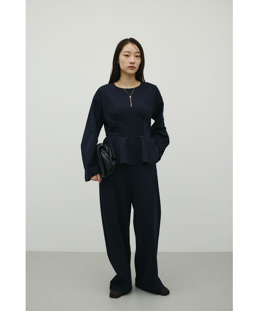 ペプラムフリルオールインワン