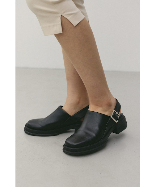 クロッグサンダル