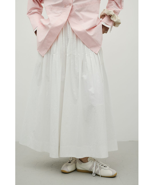 タックプリーツフレアスカート