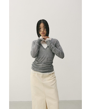 ディープVネックシアートップ