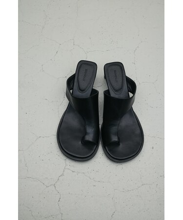 トングヒールサンダル