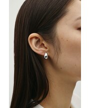 ドロップモチーフピアス