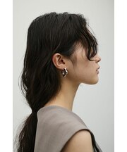 ウェーブラインスクエアピアス