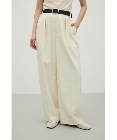 バックタックワイドパンツ