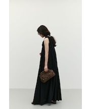 アシンメトリーフリルティアードワンピース
