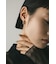 ダイヤラインピアス