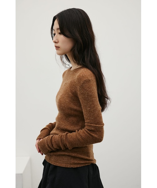 ロングスリーブソフトニット