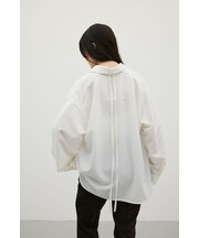 ストリングシャツ