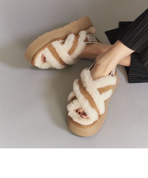 WEB限定】＜UGG(アグ)＞DISCO CROSS SLIDE サンダル｜ビューティー 